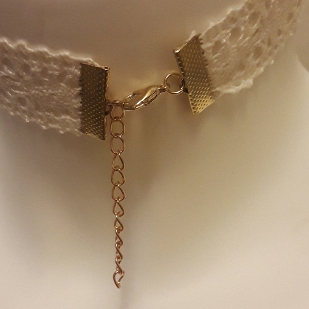 Handmade choker - Picture 3 of 3